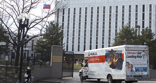 ABD ve Rusya Sınır Dışı Ettiği Diplomatlar Yerine Yeni İsimler Gönderecek