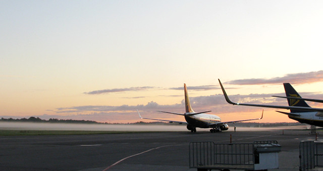 İsveç, Havalimanlarını Kullanan Uçaklardan Çevre Vergisi Alacak