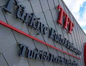 Elazığspor, seyircisiz maçta seyircisiz oynama cezası aldı