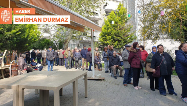 İzmir’de uzun kuyruklar: ‘Ucuz et alabilmek için 8 saat sıra bekliyoruz’