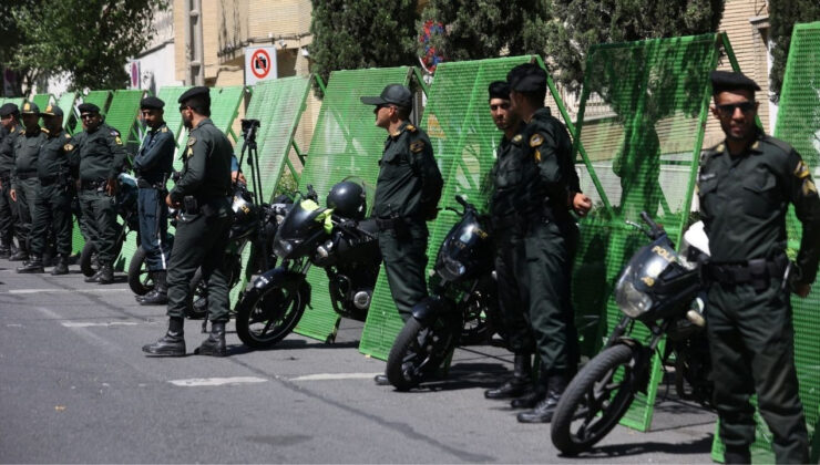 İran’da polis karakoluna akın: 1 meyyit