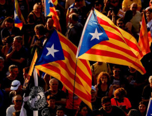 İspanya’da ayrılıkçı Katalanlar ile Sosyalist Parti ‘af’ karşılığında anlaştı