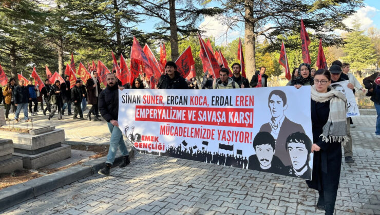 Erdal Eren mezarı başında anıldı