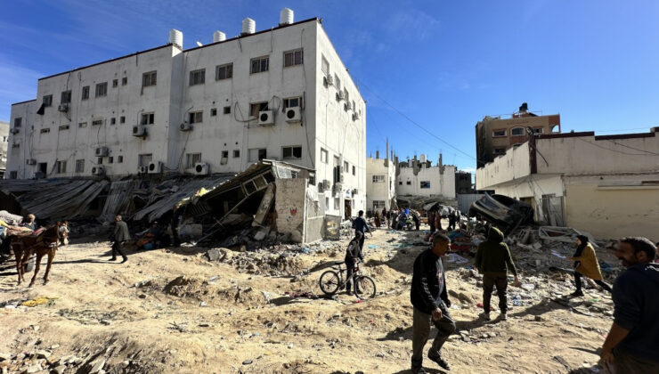 Filistin: İsrail ordusu, Kemal Advan Hastanesi’nde Filistinlileri iş makineleriyle ezdi