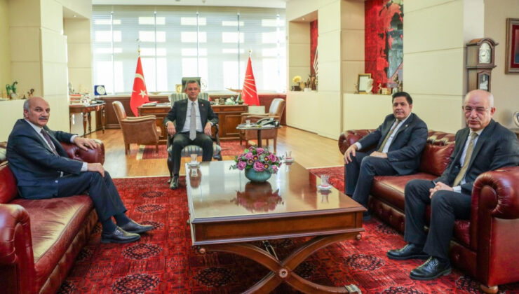 Saadet Partisi’nden Özgür Özel’e teşekkür ziyareti