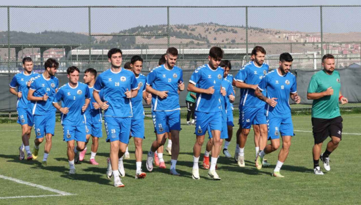 Menemenspor Afyonkarahisar kampını tamamladı