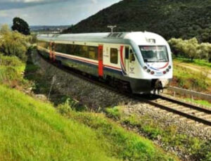 TCDD ana çizgi trenlerin yemekli vagonlarını kiralayacak