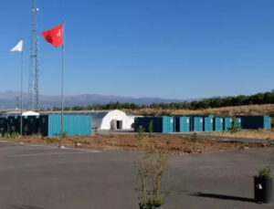 Bingöl’de sarsıntıya karşı UMKE lojistik merkezi kurdu