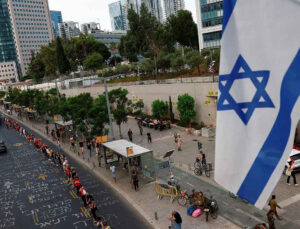 Hizbullah İHA gönderdi, İsrail’de milyonlarca kişiyi panikle sığınaklara koştu