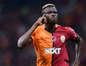 Galatasaray, Osimhen için görüşmelere başladı: Bonservisi ne kadar?
