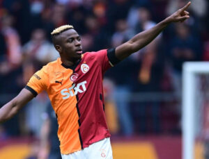 Galatasaray, Osimhen’in bonservisini alır mı? Napoli’den açıklama