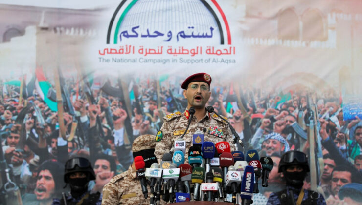 Husiler: İsrail’de bir üssü hipersonik füzeyle amaç aldık, ABD İHA’sını düşürdük