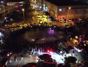 İzmir’de drift yapan 6 şoföre gözaltı