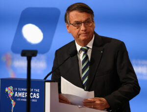 Polis, eski Brezilya Devlet Başkanı Bolsonaro’yu darbe girişimiyle suçladı