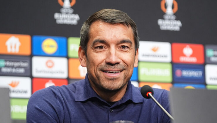 Van Bronckhorst: Semih düzgün işlere imza atıyor ve gelişiyor