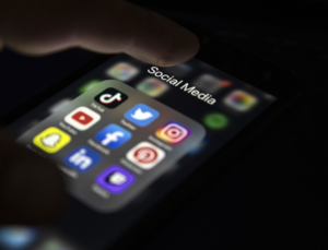 Van’dan İzmir’e ‘sosyal medyadan şantaj’ operasyonu